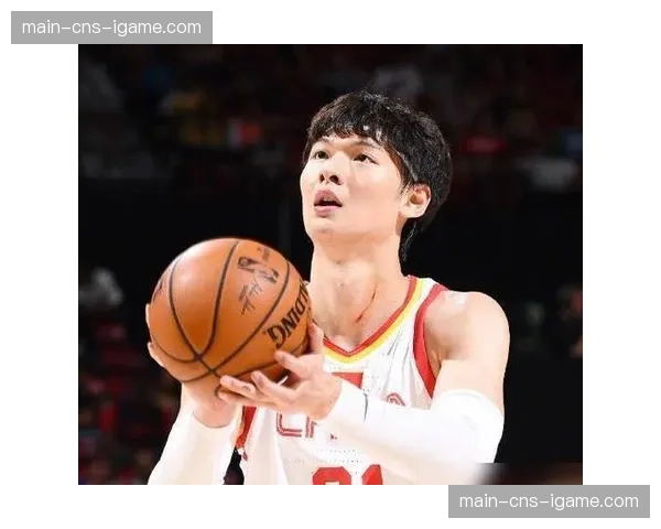 京沪大战预测:范子铭与王哲林的内线对决将决定双方战术展开空间 京沪大战预测:范子铭与王哲林的内线对决将决定双方战术展开空间